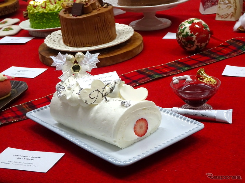 11月23日から12月25日の期間、クリスマスフェア「Christmas with MUSIC」を開催