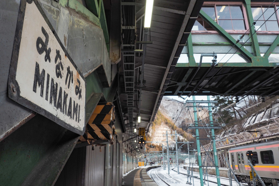 上越線水上駅。12月25～28日には上越線でも運行見合せが発生する恐れがあるとされている。2020年1月1日。