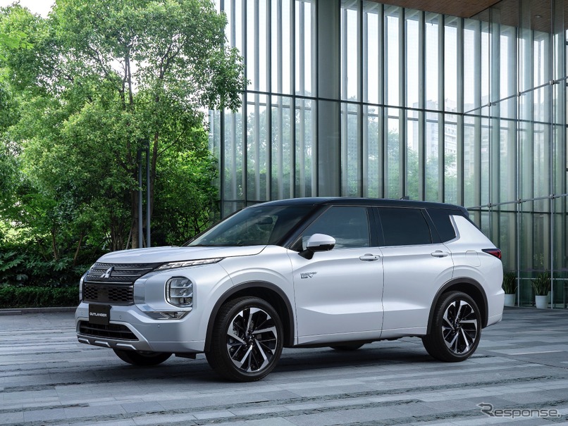 三菱アウトランダーPHEV（北米仕様）