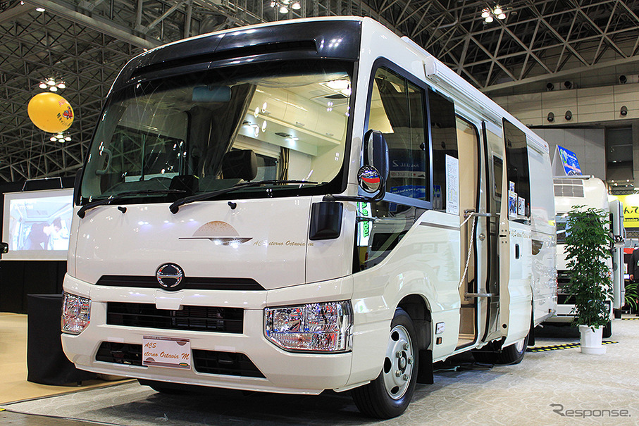 RV BIGFOOT ACSエテルノオクタービア（ジャパンキャンピングカーショー2022）