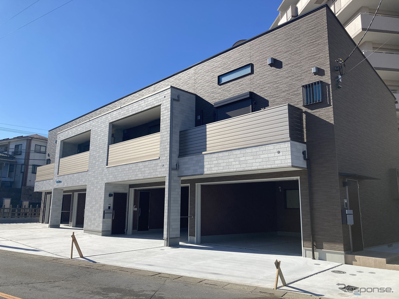 西武の賃貸ガレージハウス「エミベース 入間 鍵山」