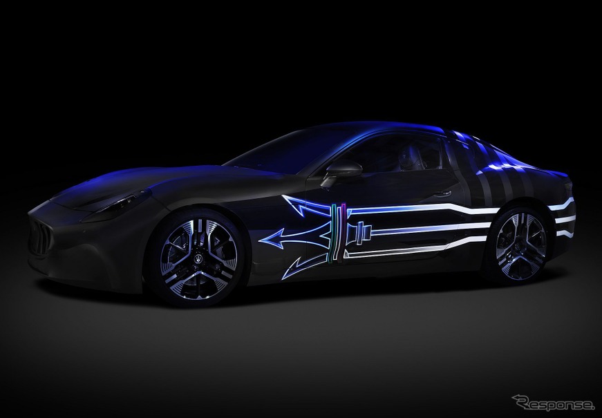マセラティ・グラントゥーリズモ 次期型のプロトタイプ