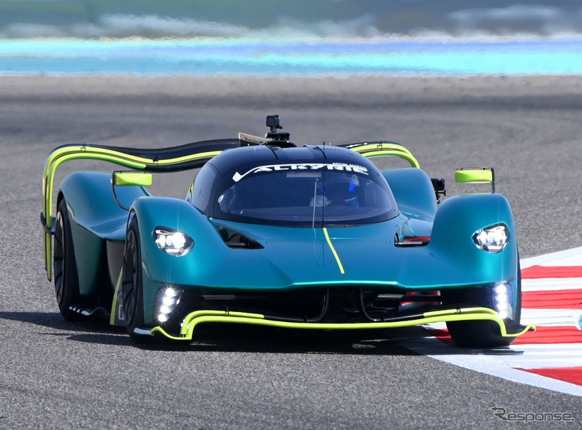 アストンマーティン・ヴァルキリー AMR プロ