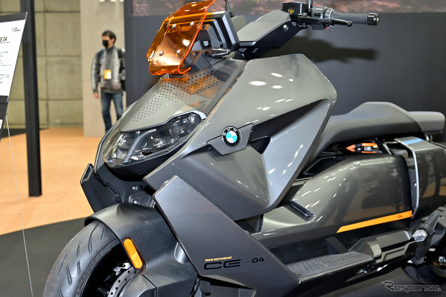 BMW CE 04（東京モーターサイクルショー2022）