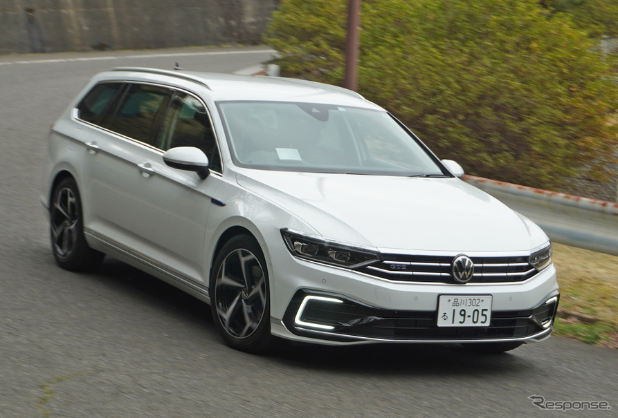 VW パサート GTE ヴァリアント