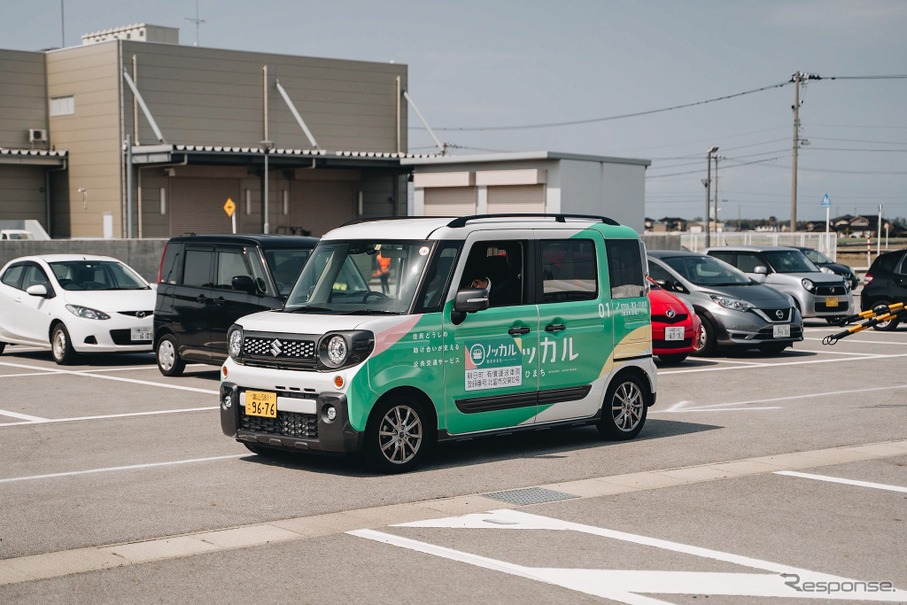 発足式会場の「ノッカルあさひまち」車両