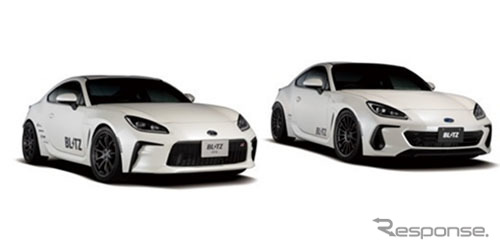 BLITZ GR 86（左）とBRZ（右）