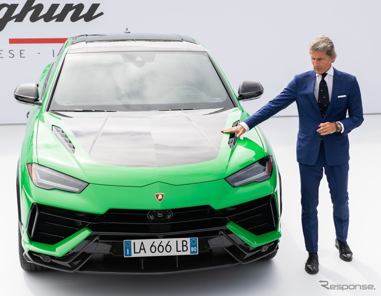 ランボルギーニ ・ウルス・ペルフォルマンテ