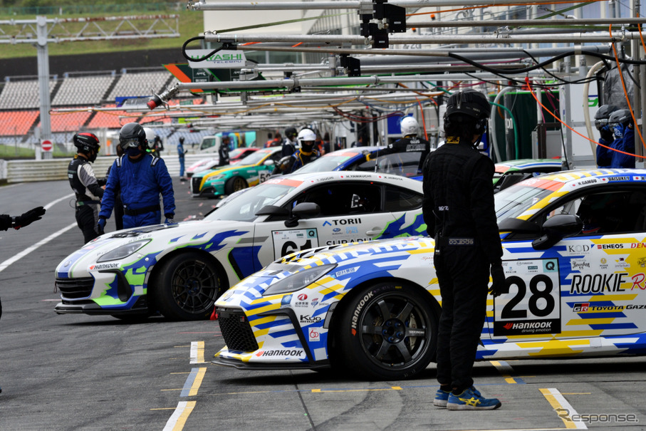 スーパー耐久第4戦大分オートポリス5時間レースの様子