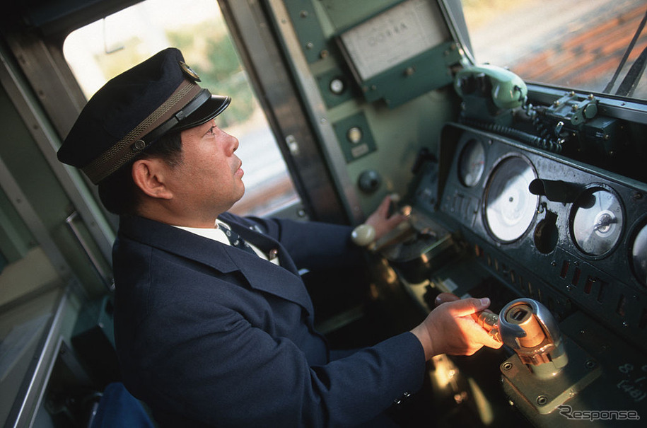 電車の運転室