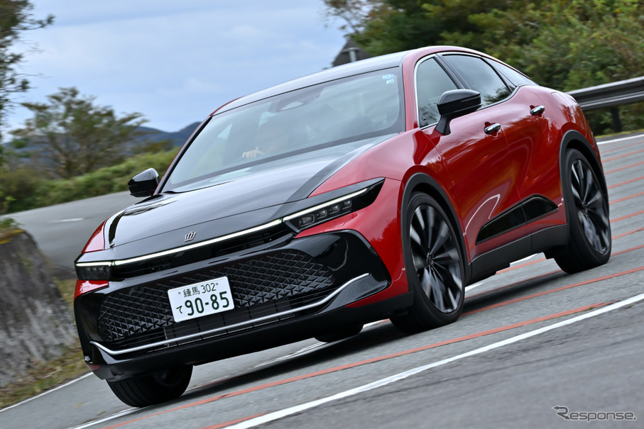 トヨタ クラウン RS 新型試乗】その走りだけは“守旧派”も認め