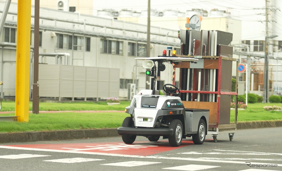 様々な屋外の環境にて運用中の「eve auto」
