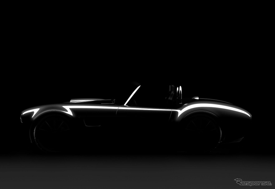 AC コブラ GT ロードスター のティザー写真