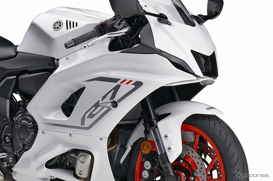 ヤマハ YZF-R7 ABS（ホワイト）