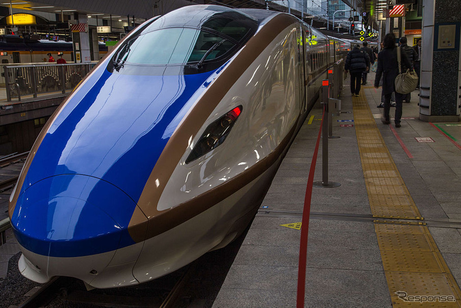 上越新幹線のE7系では9号車に設定される「TRAIN DESK」。