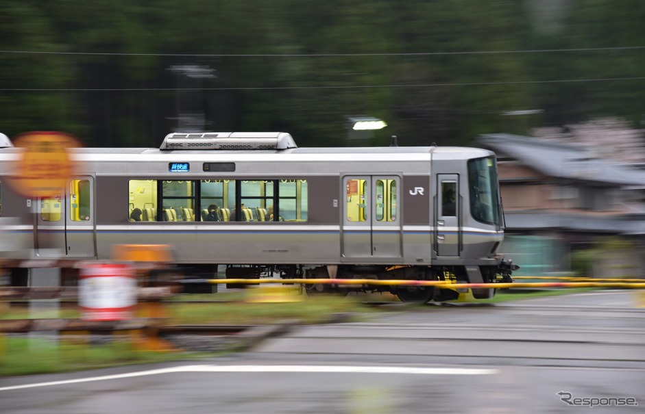 JR西日本の近郊型電車に異状…223系の台車に長さ112mmの亀裂 ...