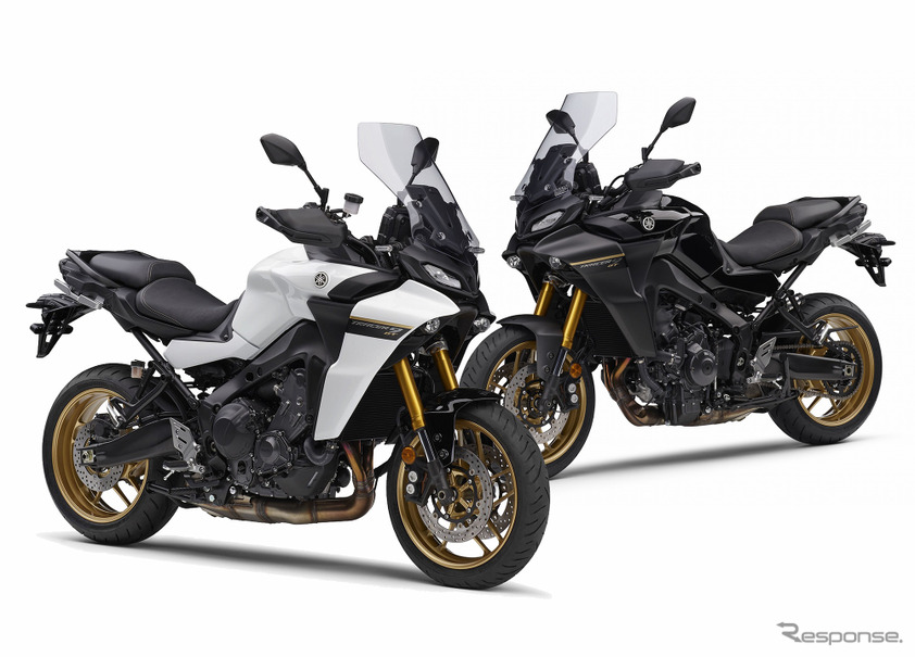 ヤマハ トレーサー9 GT ABSの新色ホワイト（左）とブラック（黒）
