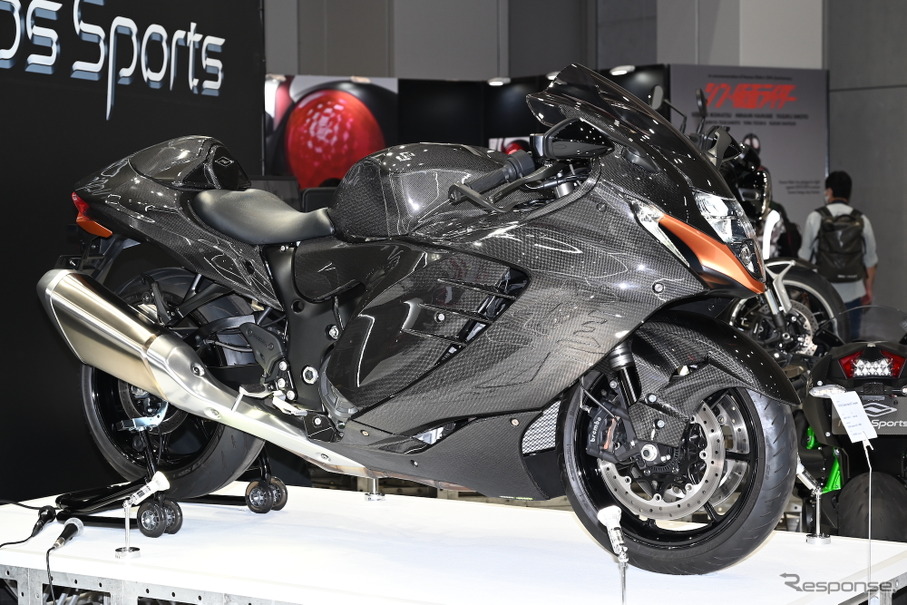 NSMP-01 フルドライカーボンボディ KIT SUZUKI Hayabusa 2021-MODEL（東京モーターサイクルショー2023）