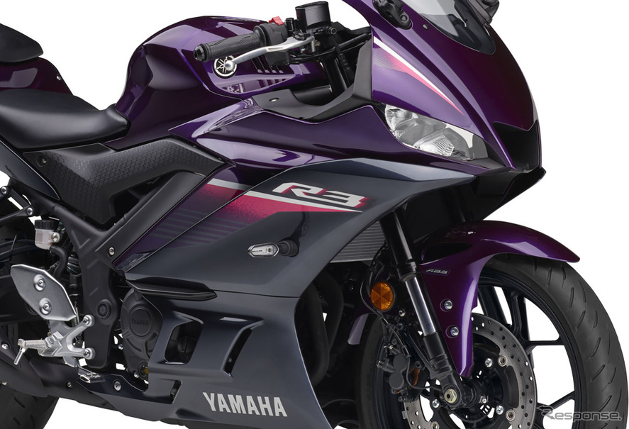 ヤマハ YZF-R3（パープル）