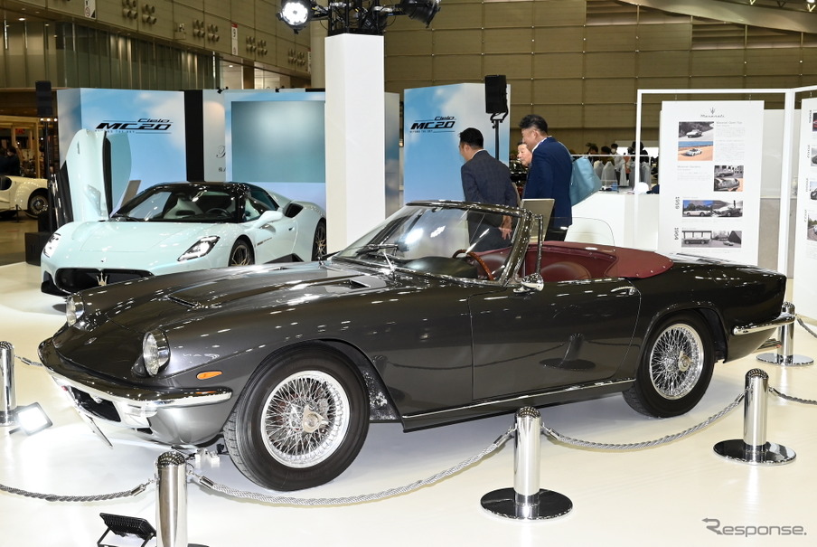 マセラティ・ミストラル（1964年。オートモビルカウンシル2023）
