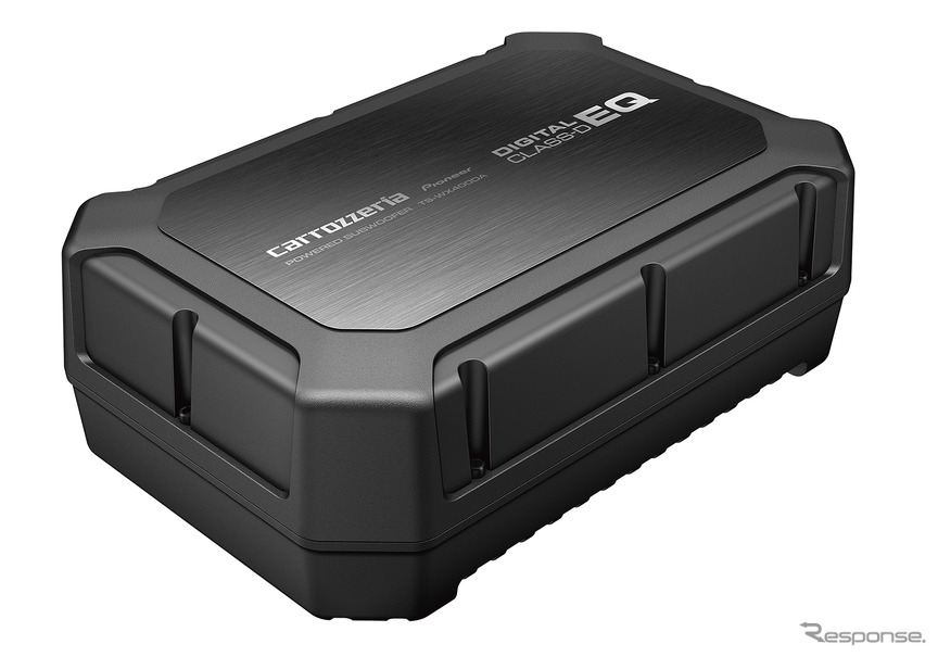「パワードサブウーファー」の一例（カロッツェリア・TS-WX400DA）。