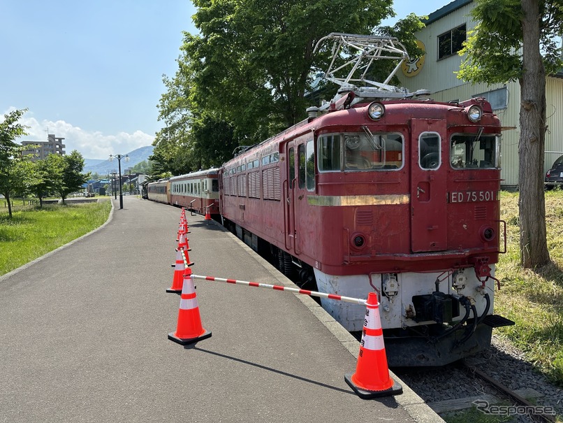 国鉄初の北海道向け電気機関車ED75 501。ED75形500番台ではただ1両製造された「1番台1両」という貴重な車両。2023年6月8日。