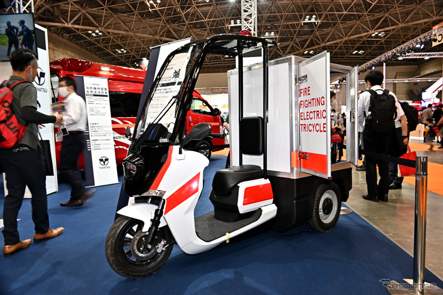 トーハツの3輪EV消防バイク、颯（東京国際消防防災展2023）