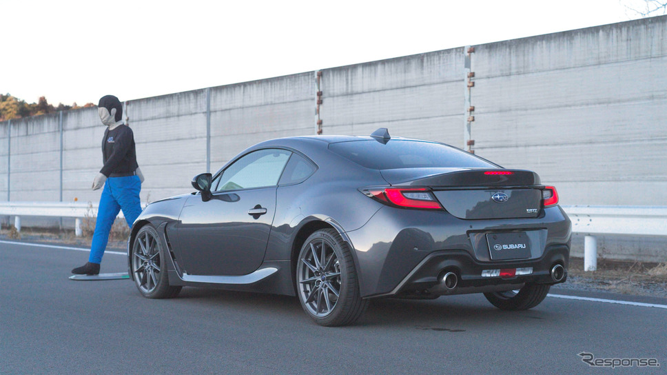 スバル『BRZ』改良新型はMTモデルにもアイサイトを搭載、この秋発表