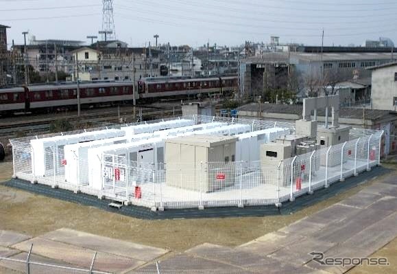 東花園変電所の大容量蓄電池システム。