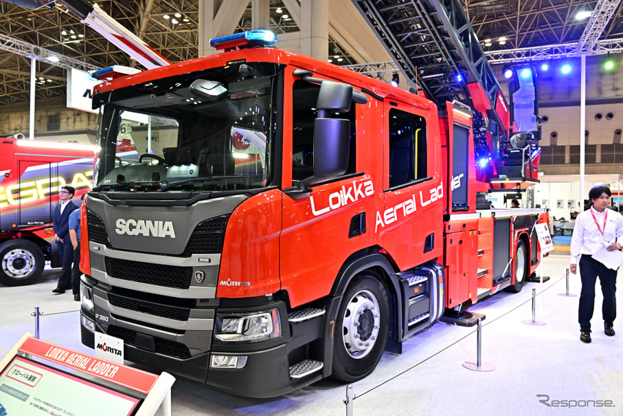 モリタ・ロイカ・エアリアルラダー（東京国際消防防災展2023）