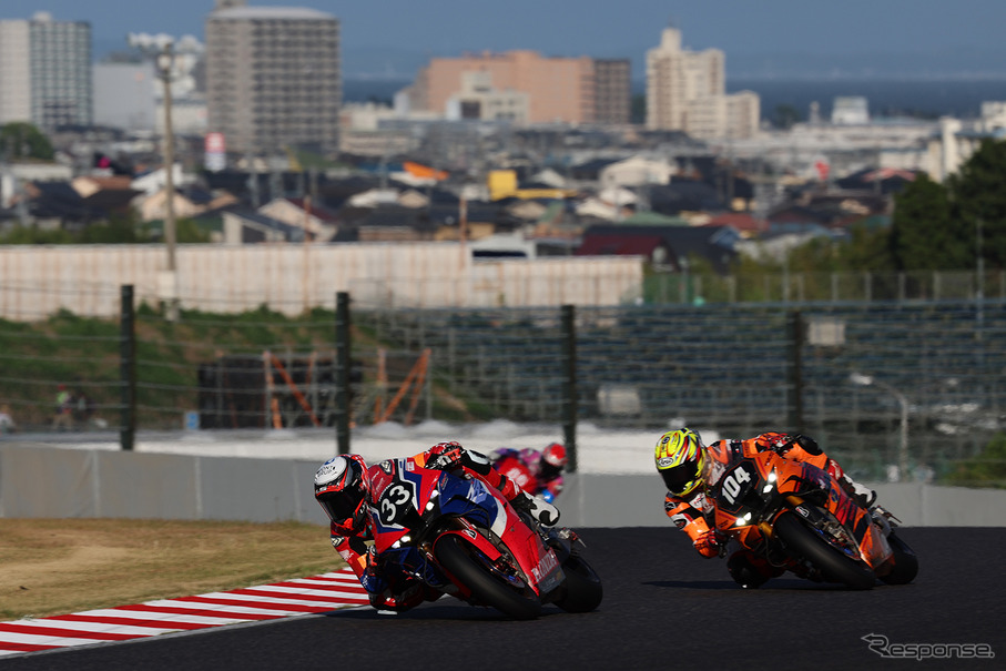 優勝した#33 Team HRC with Japan Post（長島哲太／高橋巧／チャビ・ビエルゲ）