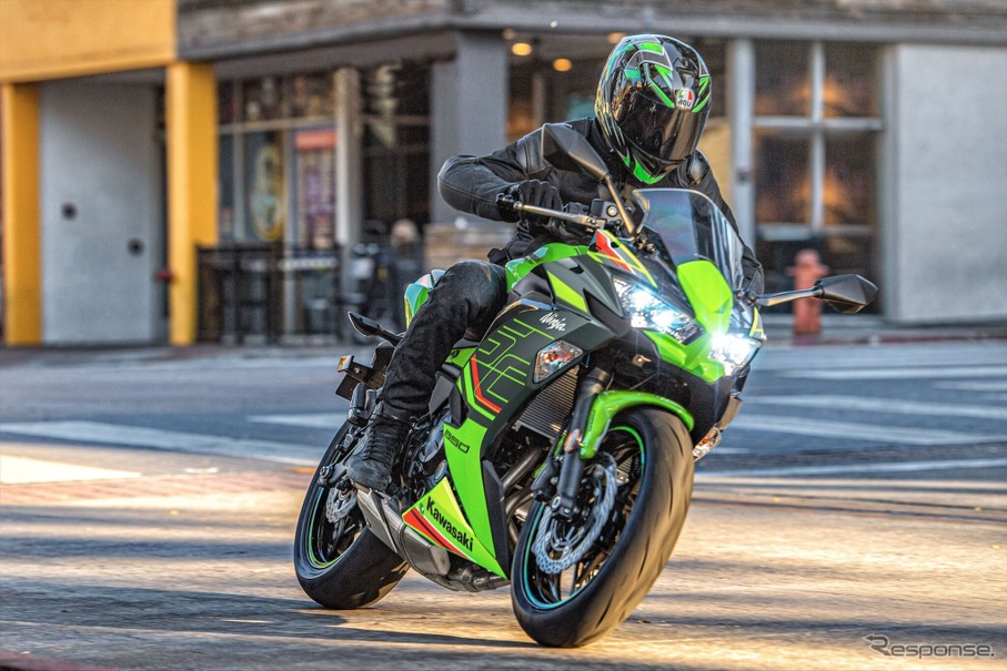 「Ninja 650 KRT EDITION (ライムグリーン×エボニー)」