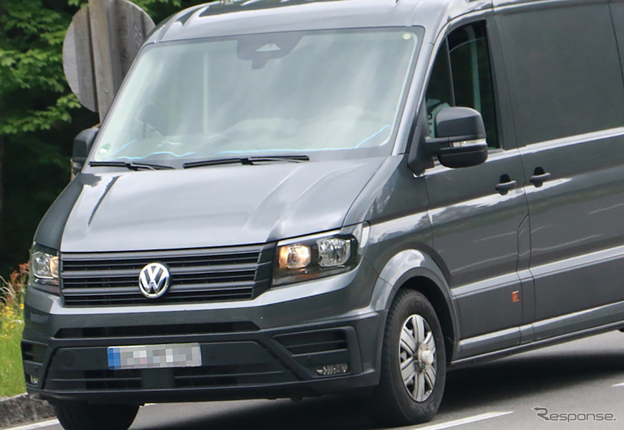 VW クラフター 改良新型プロトタイプ　スクープ写真