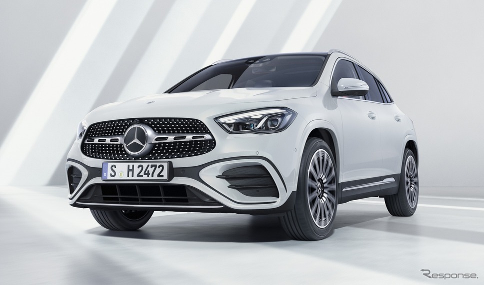 メルセデスベンツ GLA 200d 4MATIC AMGラインパッケージ