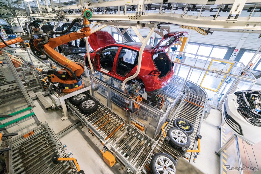 VWゴルフ現行（ウォルフスブルク本社工場）