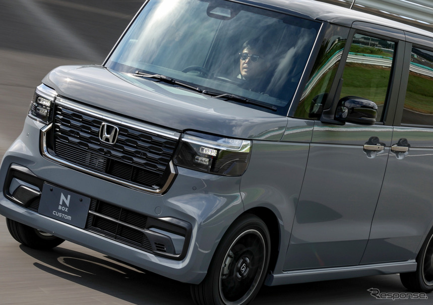 ホンダ N-BOX カスタム 新型