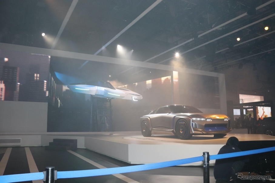 スバルのプレスカンファレンス（ジャパンモビリティショー2023）