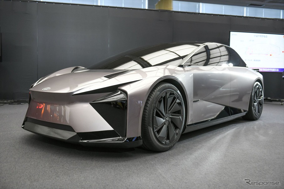 レクサス「LF-ZC」