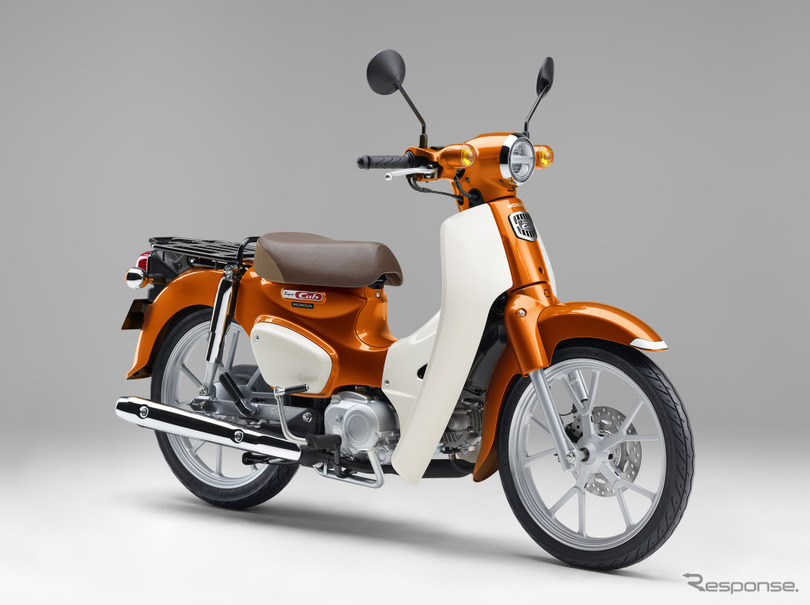 ホンダ スーパーカブ110（フレアオレンジメタリック）