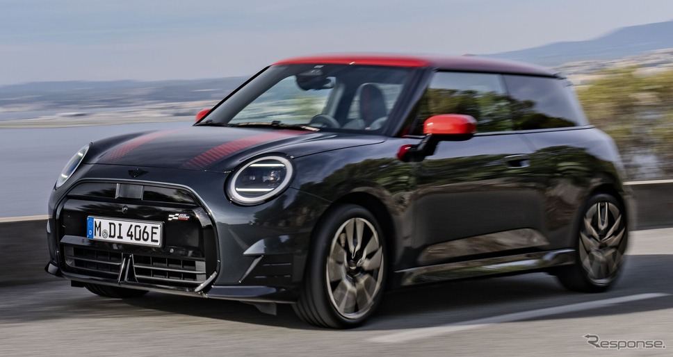 MINI クーパー SE 新型の「ジョン・クーパー・ワークス」仕様