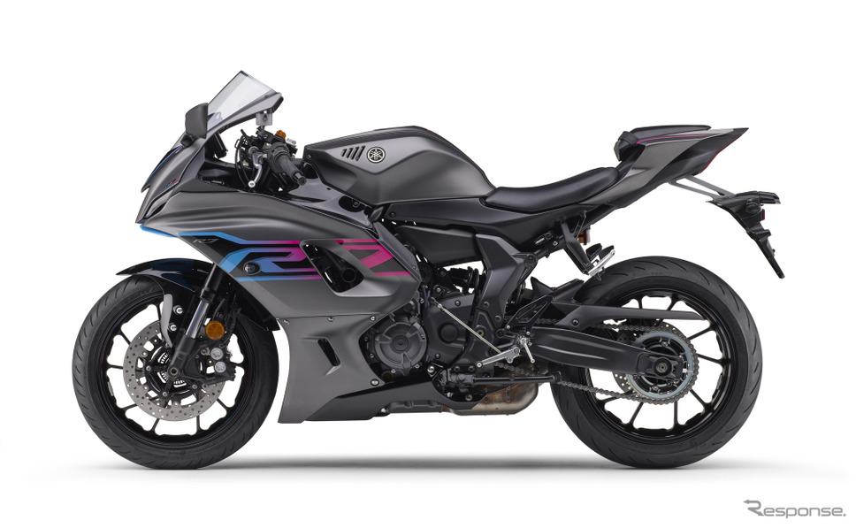 ヤマハ YZF-R7 ABS（グレー）