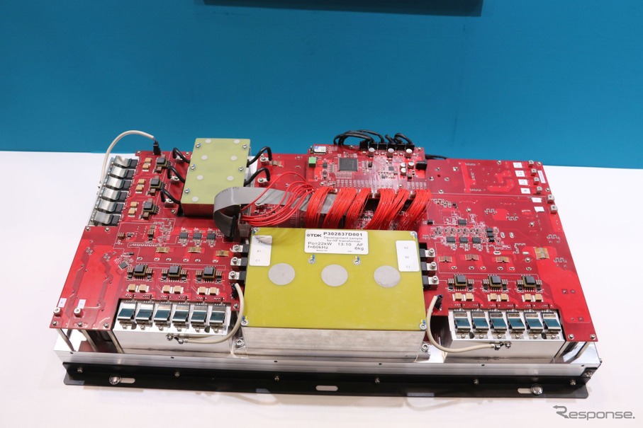 22kWの双方向DCDCコンバーターの実装例。リファレンス実装なので大きく作られている