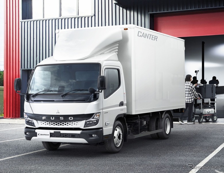 三菱ふそう キャンター 新型