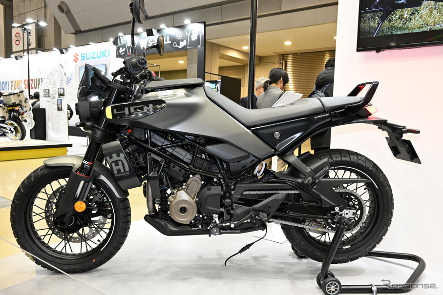 ハスクバーナ スヴァルトピレン401（東京モーターサイクルショー2024）