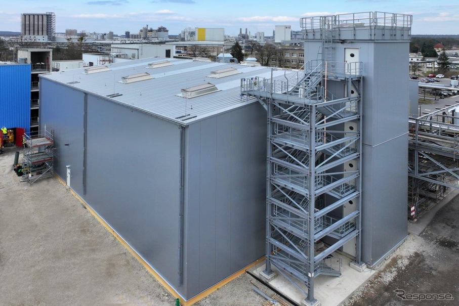 ドイツのシュヴァルツハイデで、電池リサイクル用の金属精錬プロトタイプ工場の稼働を開始