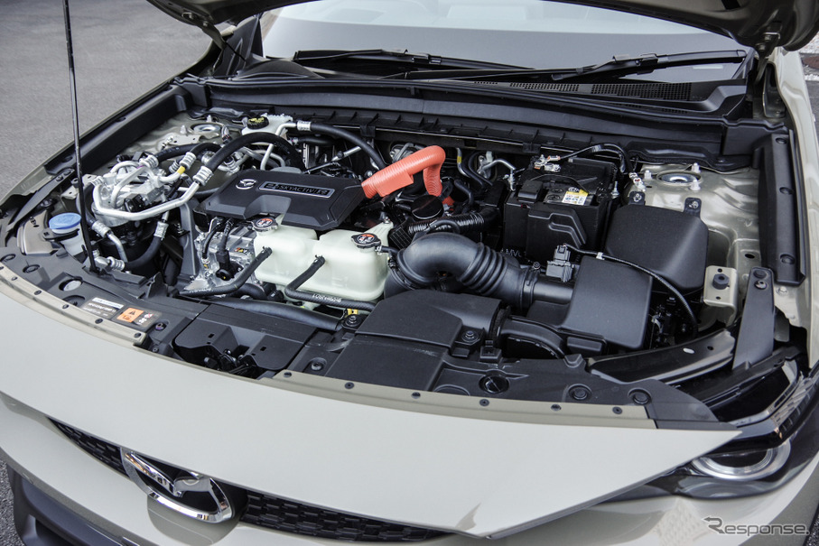 【MX30 ROTARY-EV vs UX300h】スペック比較...ロータリーEVの実力やいかに