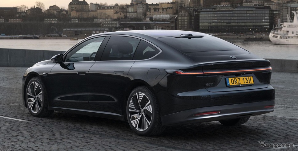NIO ET7