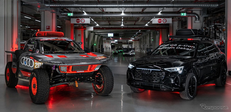 アウディ Q8 e-tron エディション・ダカール（右）
