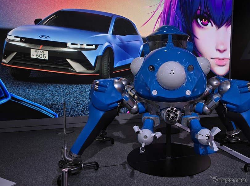 IONIQ 5 Nと攻殻機動隊のコラボのために制作された原寸大サイズの思考戦車「タチコマ」