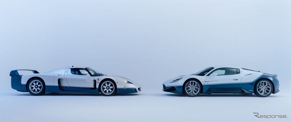 マセラティMC12ストラダーレ（左）とMC20イコーナ